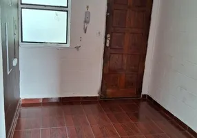 Foto 1 de Apartamento com 2 Quartos para alugar, 43m² em Conjunto Residencial José Bonifácio, São Paulo