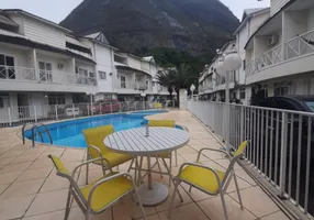 Foto 1 de Casa com 4 Quartos à venda, 116m² em Vargem Pequena, Rio de Janeiro