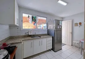 Foto 1 de Casa de Condomínio com 3 Quartos à venda, 196m² em Santa Luzia, Serra