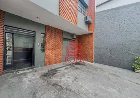 Foto 1 de Imóvel Comercial com 1 Quarto para alugar, 220m² em Jardim das Acacias, São Paulo