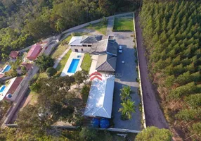 Foto 1 de Fazenda/Sítio com 5 Quartos à venda, 600m² em Jardim Itapema, Guararema