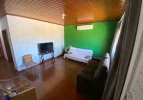 Foto 1 de Casa com 3 Quartos à venda, 432m² em Augusta, Viamão