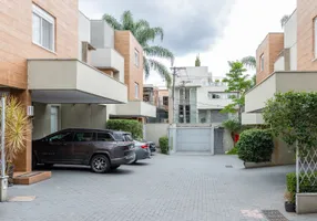 Foto 1 de Casa com 5 Quartos à venda, 275m² em Jardim Cordeiro, São Paulo