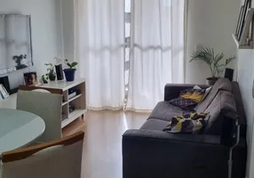 Foto 1 de Apartamento com 2 Quartos à venda, 51m² em Vila Ipojuca, São Paulo