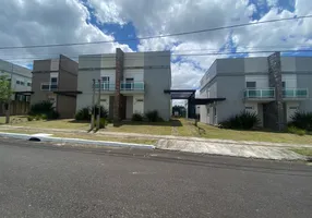 Foto 1 de Casa de Condomínio com 3 Quartos à venda, 100m² em Agronomia, Porto Alegre
