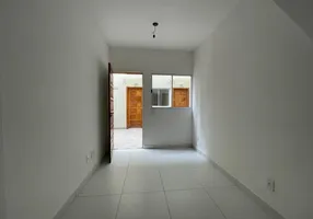 Foto 1 de Casa de Condomínio com 2 Quartos à venda, 43m² em Jardim Real, Praia Grande