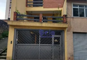 Foto 1 de Sobrado com 3 Quartos à venda, 180m² em Vila São Vicente, São Paulo