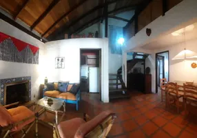 Foto 1 de Casa com 2 Quartos à venda, 55m² em Ponta das Canas, Florianópolis