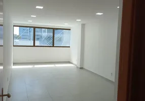 Foto 1 de Sala Comercial para alugar, 33m² em Paralela, Salvador