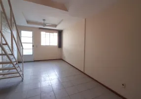Foto 1 de Casa de Condomínio com 2 Quartos à venda, 70m² em Centro, São Gonçalo
