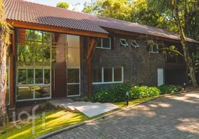 Foto 1 de Casa de Condomínio com 4 Quartos à venda, 385m² em Centro, Gramado