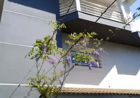Foto 1 de Sobrado com 4 Quartos à venda, 300m² em Jardim Rincão, Arujá