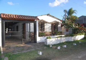 Foto 1 de Casa com 2 Quartos à venda, 95m² em Ponta Grossa, Porto Alegre