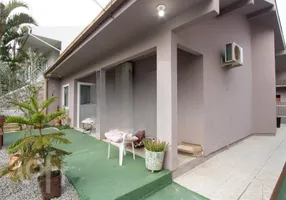 Foto 1 de Casa com 3 Quartos à venda, 120m² em Barra da Lagoa, Florianópolis