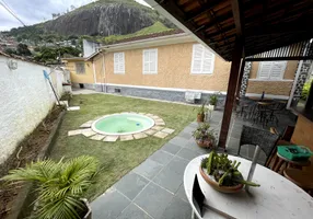 Foto 1 de Casa com 3 Quartos à venda, 150m² em Itamarati, Petrópolis