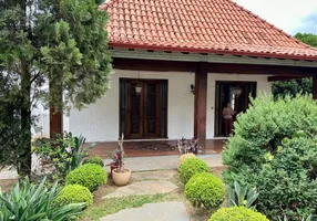 Foto 1 de Casa com 5 Quartos para alugar, 520m² em Mangabeiras, Belo Horizonte