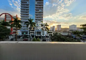 Foto 1 de Apartamento com 3 Quartos à venda, 97m² em Encruzilhada, Santos