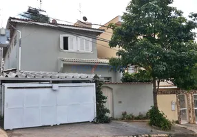 Foto 1 de Casa com 4 Quartos à venda, 220m² em Nova Campinas, Campinas