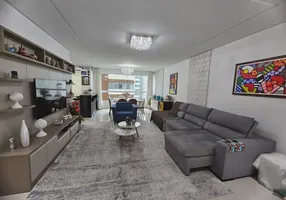 Foto 1 de Apartamento com 3 Quartos à venda, 121m² em Centro, Balneário Camboriú