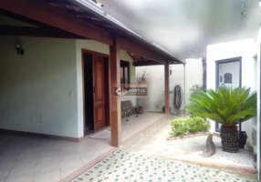 Foto 1 de Casa com 4 Quartos à venda, 226m² em Itapoã, Belo Horizonte