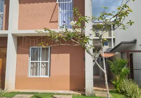 Foto 1 de Casa de Condomínio com 2 Quartos à venda, 70m² em Jardim Maria Tereza, Cotia