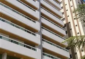 Foto 1 de Apartamento com 3 Quartos à venda, 122m² em Aviação, Praia Grande