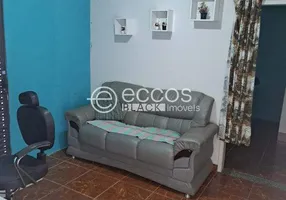 Foto 1 de Casa com 6 Quartos à venda, 231m² em Custódio Pereira, Uberlândia