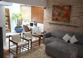 Foto 1 de Apartamento com 1 Quarto à venda, 142m² em Moema, São Paulo