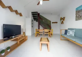 Foto 1 de Casa com 2 Quartos à venda, 148m² em Campeche, Florianópolis