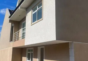 Foto 1 de Casa de Condomínio com 3 Quartos à venda, 130m² em Uberaba, Curitiba