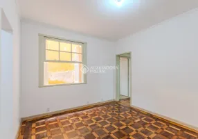 Foto 1 de Apartamento com 2 Quartos à venda, 46m² em Floresta, Porto Alegre