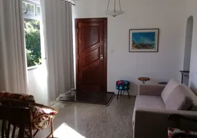 Foto 1 de Apartamento com 3 Quartos para alugar, 105m² em Ondina, Salvador
