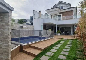 Foto 1 de Casa de Condomínio com 6 Quartos para alugar, 400m² em Recreio Dos Bandeirantes, Rio de Janeiro
