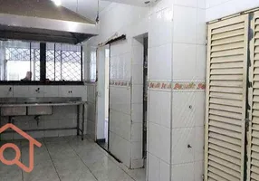 Foto 1 de Sobrado com 5 Quartos para venda ou aluguel, 280m² em Ipiranga, São Paulo