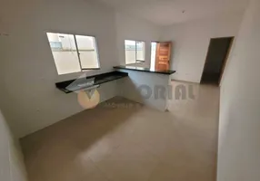 Foto 1 de Casa com 2 Quartos à venda, 58m² em Balneário dos Golfinhos , Caraguatatuba