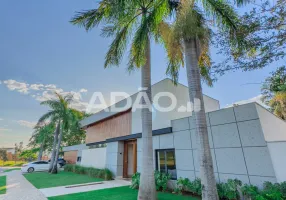 Foto 1 de Casa de Condomínio com 4 Quartos à venda, 520m² em ALPHAVILLE GOIAS , Goiânia