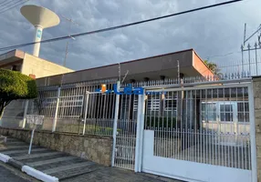 Foto 1 de Casa com 3 Quartos à venda, 479m² em Vila Romanópolis, Ferraz de Vasconcelos