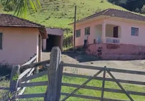 Foto 1 de Fazenda/Sítio com 2 Quartos à venda, 20m² em Centro, Camanducaia