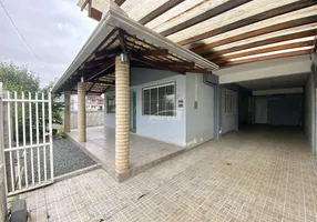 Foto 1 de Casa com 5 Quartos para alugar, 232m² em Água Verde, Blumenau