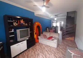 Foto 1 de Casa de Condomínio com 2 Quartos à venda, 90m² em Ogiva, Cabo Frio