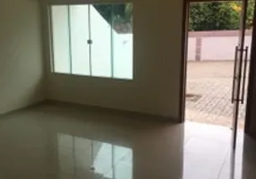 Foto 1 de Casa de Condomínio com 3 Quartos à venda, 100m² em São Marcos, Macaé