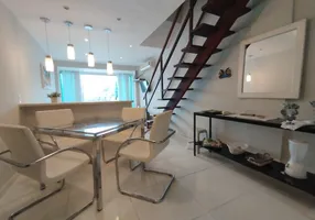 Foto 1 de Apartamento com 3 Quartos à venda, 90m² em Ponta Da Cruz, Angra dos Reis
