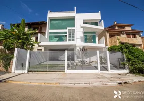 Foto 1 de Casa de Condomínio com 3 Quartos para venda ou aluguel, 363m² em Nonoai, Porto Alegre