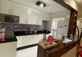 Foto 1 de Apartamento com 3 Quartos para venda ou aluguel, 70m² em Chacara Agrindus, Taboão da Serra