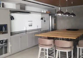 Foto 1 de Apartamento com 1 Quarto à venda, 56m² em Barra Funda, São Paulo