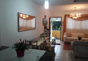 Foto 1 de Casa com 2 Quartos à venda, 70m² em Das Posses, Serra Negra