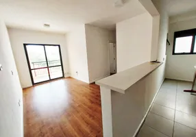 Foto 1 de Apartamento com 3 Quartos para alugar, 72m² em Granja Viana, Cotia
