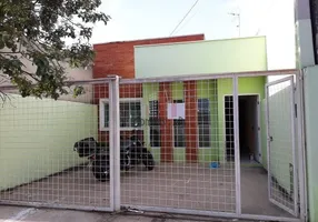 Foto 1 de Casa com 3 Quartos à venda, 70m² em Aparecidinha, Sorocaba