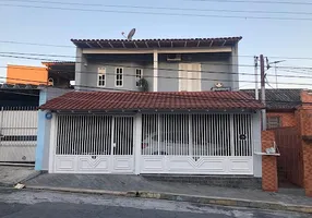 Foto 1 de Sobrado com 3 Quartos à venda, 342m² em Jardim Munhoz, Guarulhos