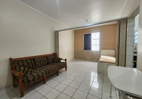 Foto 1 de Kitnet com 1 Quarto à venda, 28m² em Vila Tupi, Praia Grande